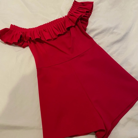 UO Accordian Off-The-Shoulder Sleeved Romper - Picture 1 of 4